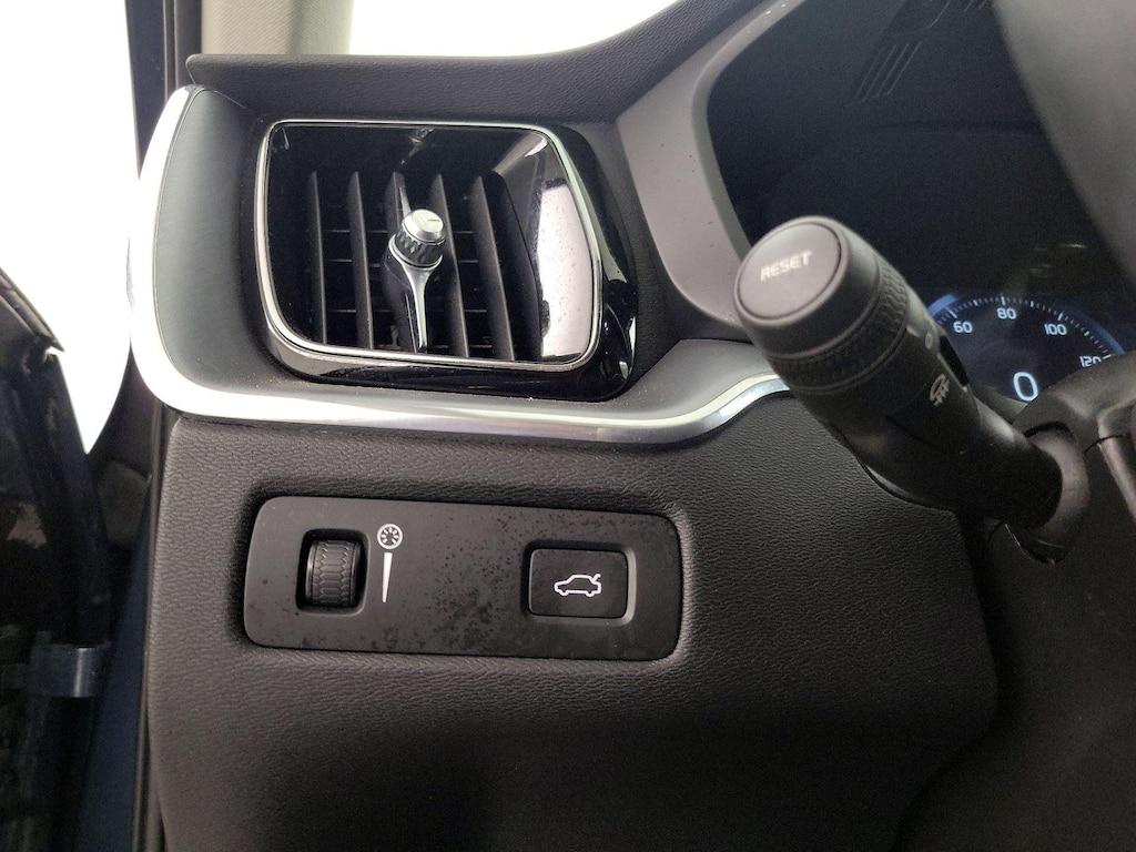 used 2019 Volvo XC60 car, priced at $25,998