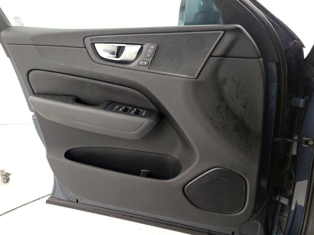 used 2019 Volvo XC60 car, priced at $25,998