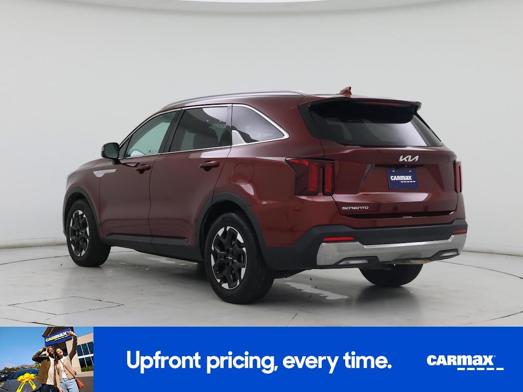 used 2024 Kia Sorento car, priced at $32,998