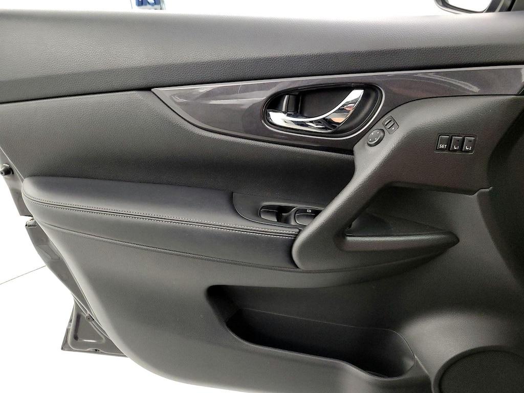 used 2018 Nissan Rogue car, priced at $19,998