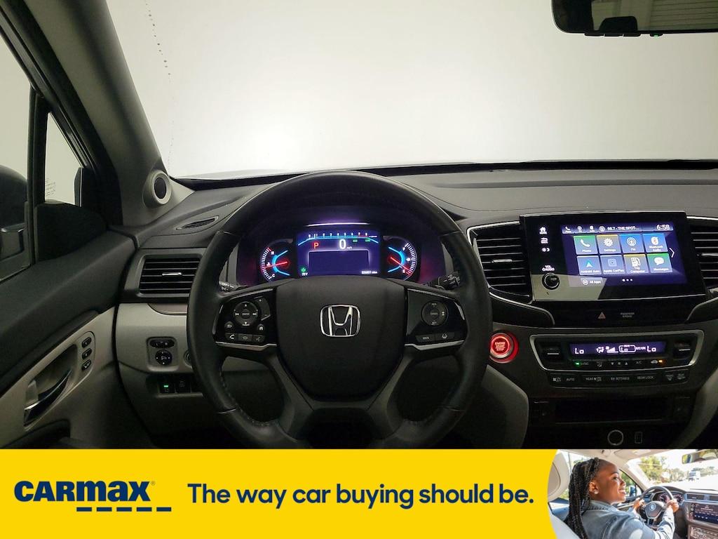 used 2022 Honda Pilot car, priced at $36,998