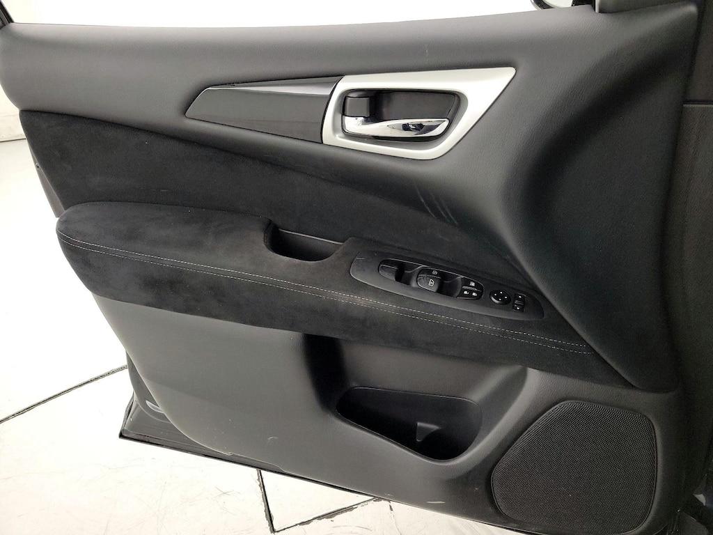 used 2015 Nissan Pathfinder car, priced at $15,998