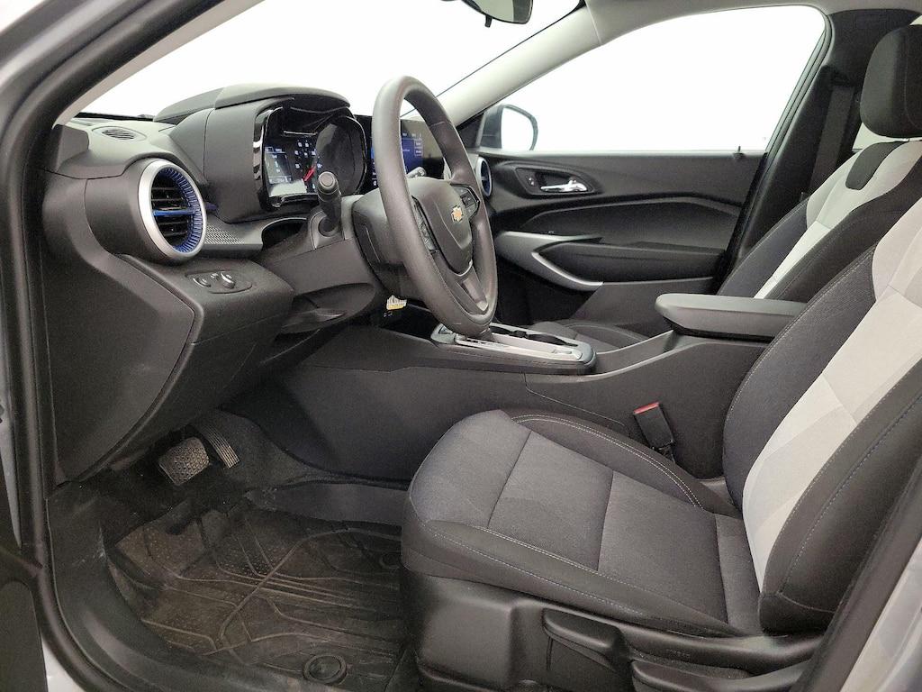 used 2025 Chevrolet Trax car, priced at $22,998