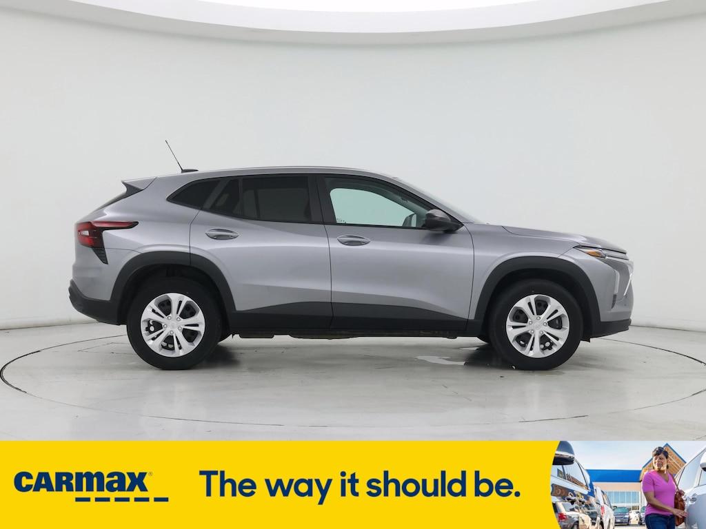 used 2025 Chevrolet Trax car, priced at $22,998