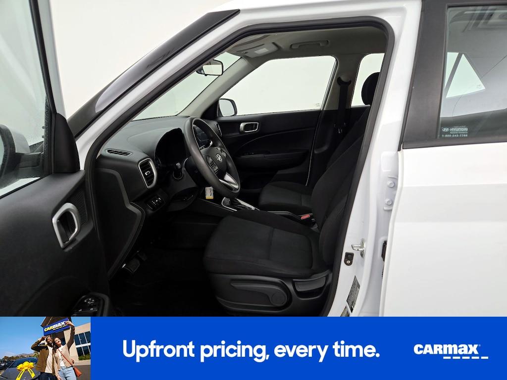 used 2021 Hyundai Venue car, priced at $15,998
