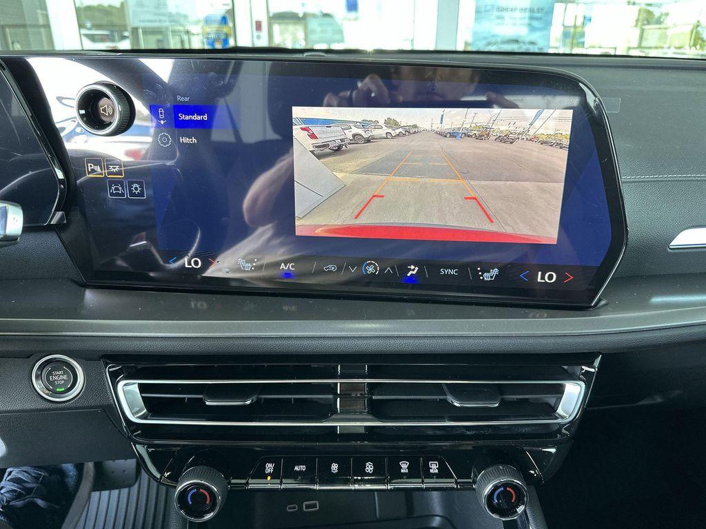 new 2026 Chevrolet Traverse car, priced at $41,695
