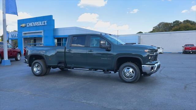 new 2025 Chevrolet Silverado 3500 car, priced at $72,547