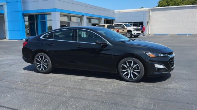 new 2025 Chevrolet Malibu car, priced at $26,551