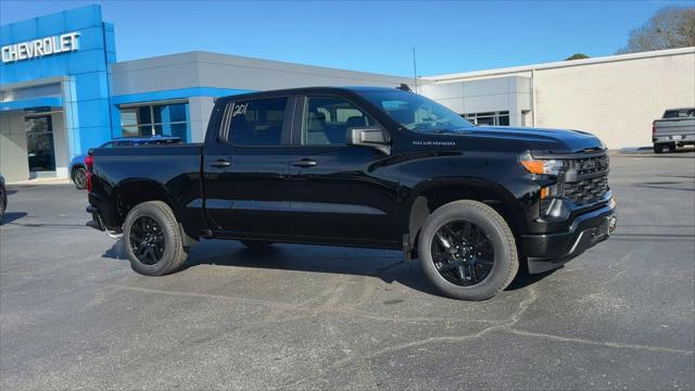 new 2025 Chevrolet Silverado 1500 car, priced at $40,628