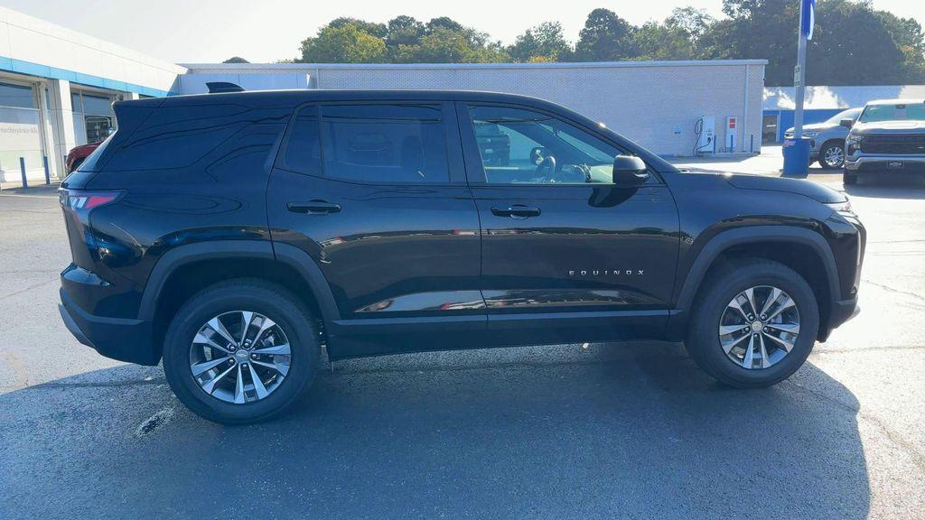 new 2026 Chevrolet Equinox car, priced at $28,380