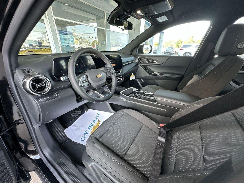 new 2026 Chevrolet Equinox car, priced at $28,380