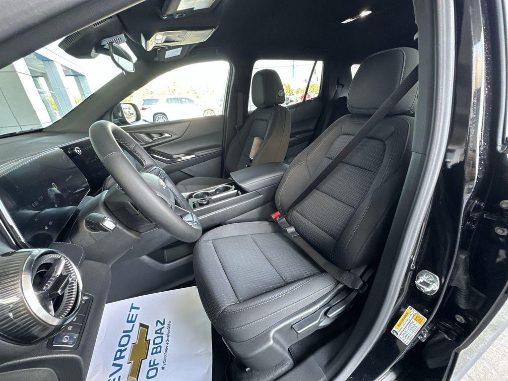 new 2026 Chevrolet Equinox car, priced at $28,380