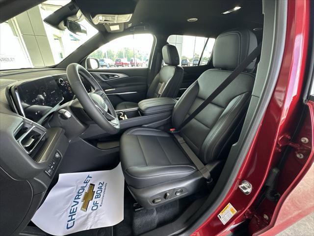 new 2025 Chevrolet Traverse car, priced at $42,603