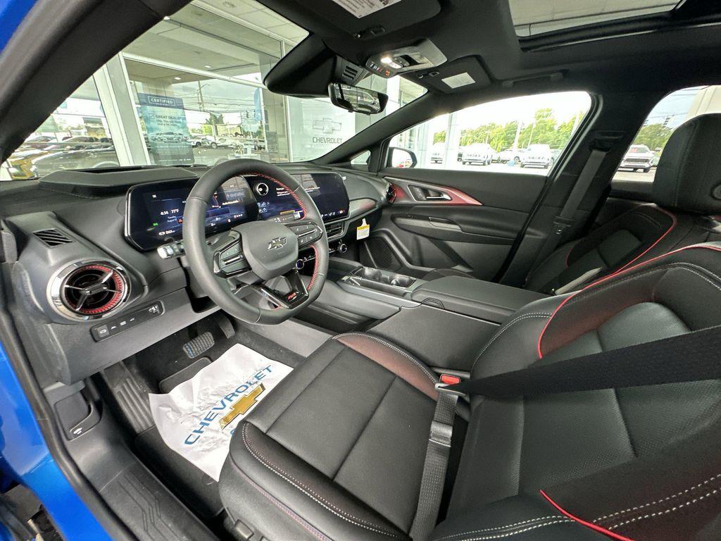 new 2025 Chevrolet Equinox EV car, priced at $44,180