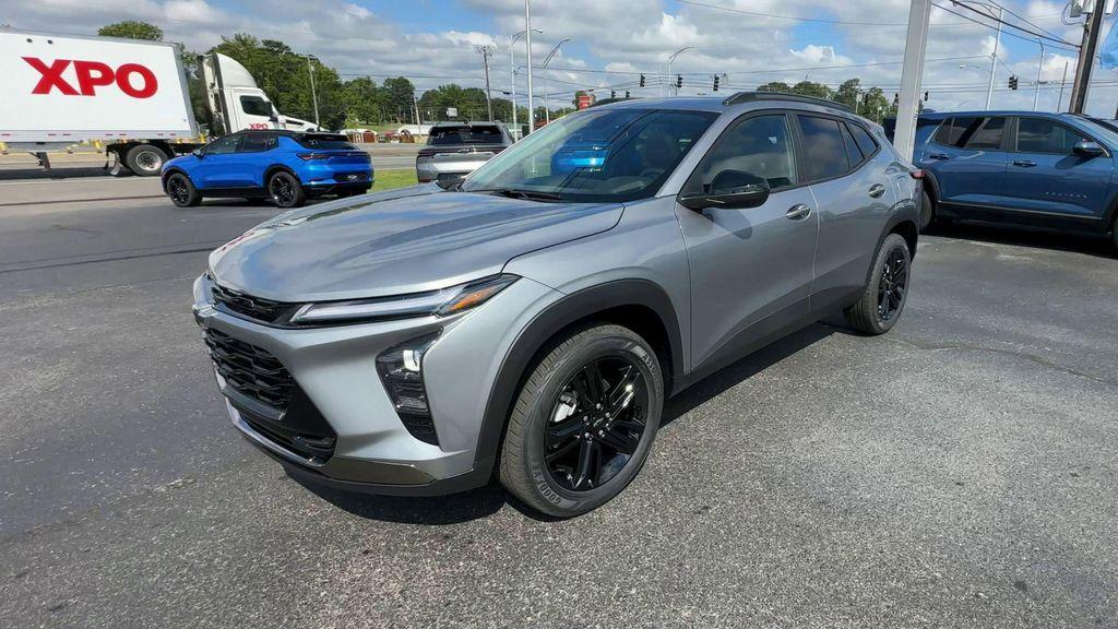 new 2025 Chevrolet Trax car, priced at $27,285