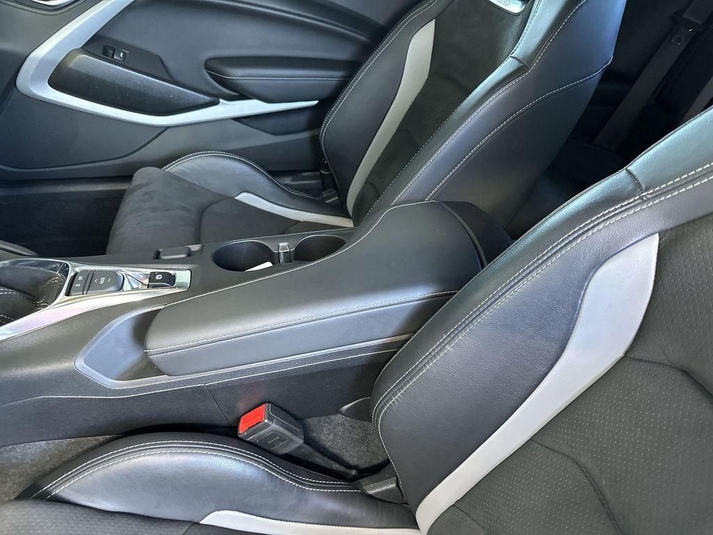 used 2019 Chevrolet Camaro car