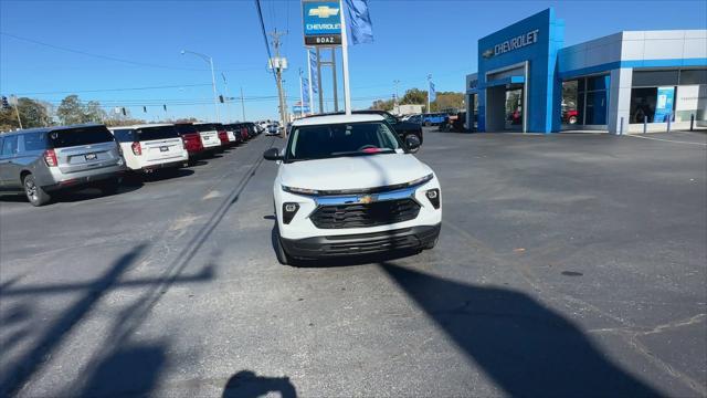 new 2025 Chevrolet TrailBlazer car, priced at $24,250