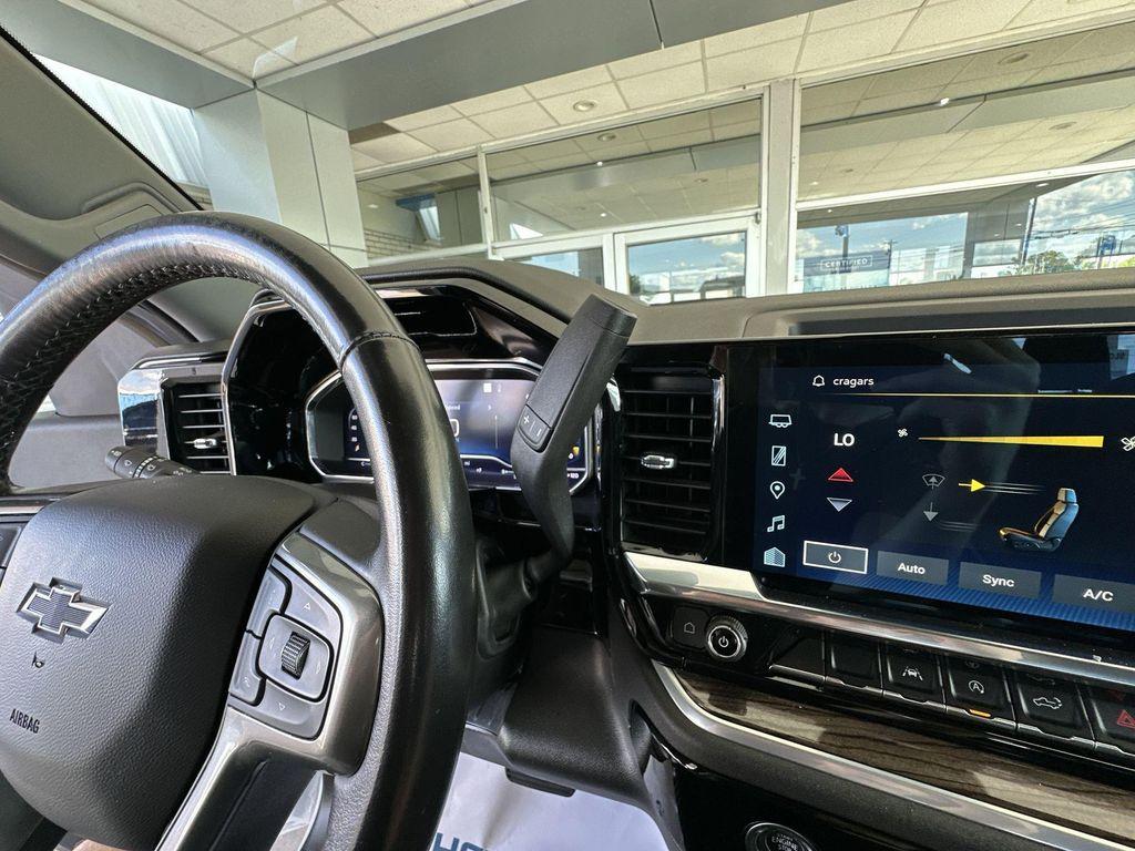 used 2022 Chevrolet Silverado 1500 car, priced at $43,865