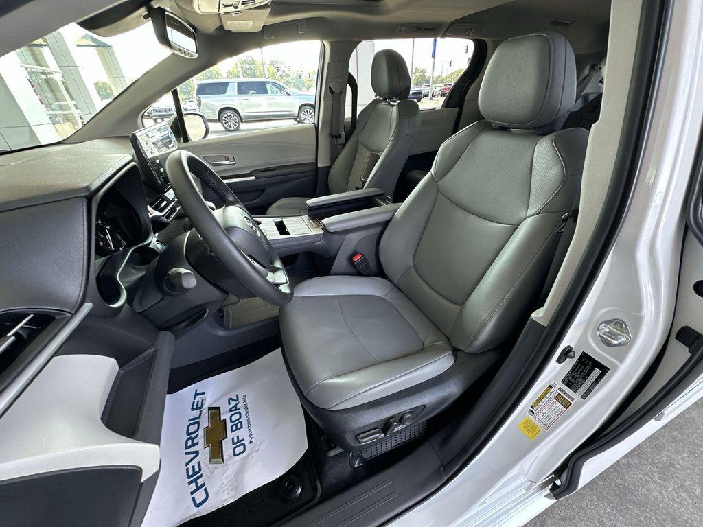 used 2024 Toyota Sienna car, priced at $46,550
