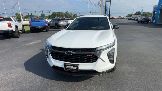 new 2025 Chevrolet Trax car, priced at $26,825