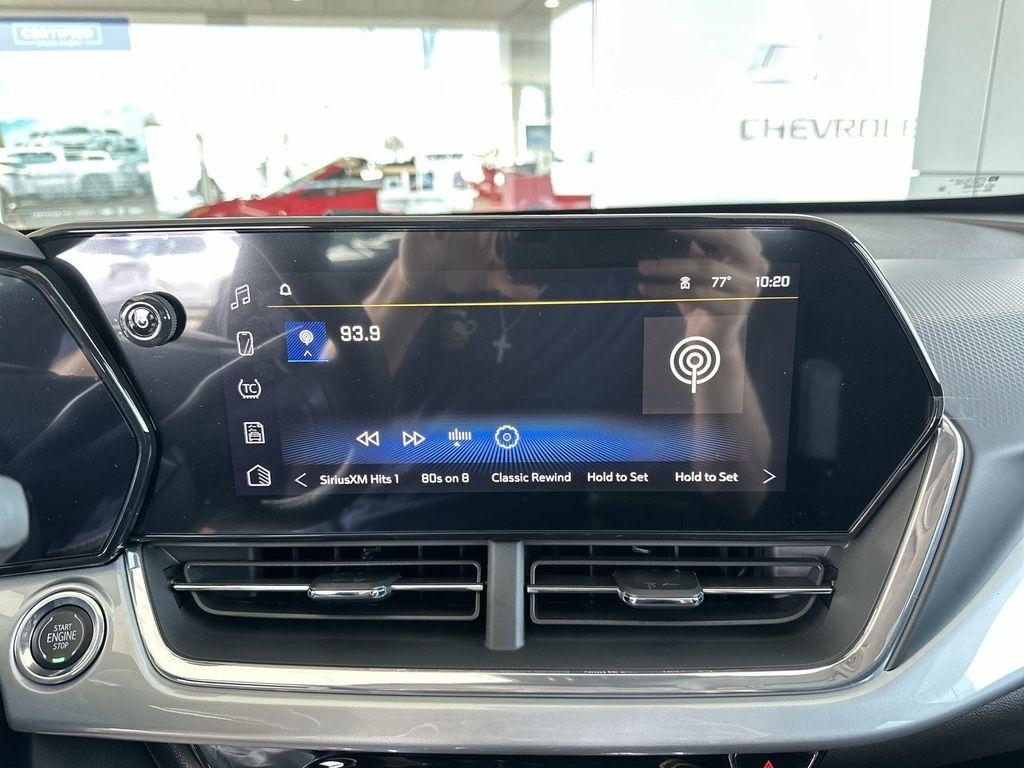 new 2025 Chevrolet Trax car, priced at $25,225