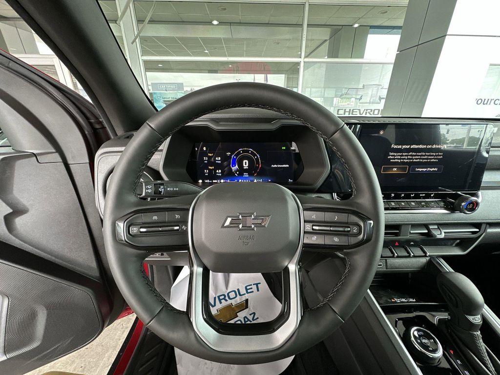 new 2025 Chevrolet Colorado car, priced at $43,631