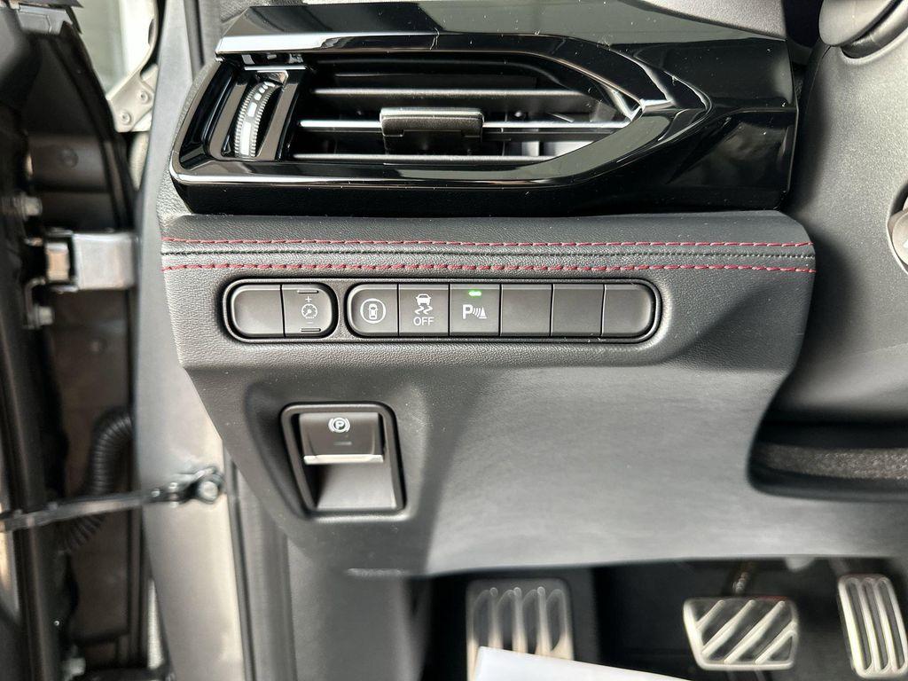 used 2022 Acura MDX car, priced at $41,890