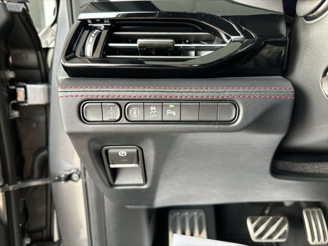 used 2022 Acura MDX car, priced at $42,890