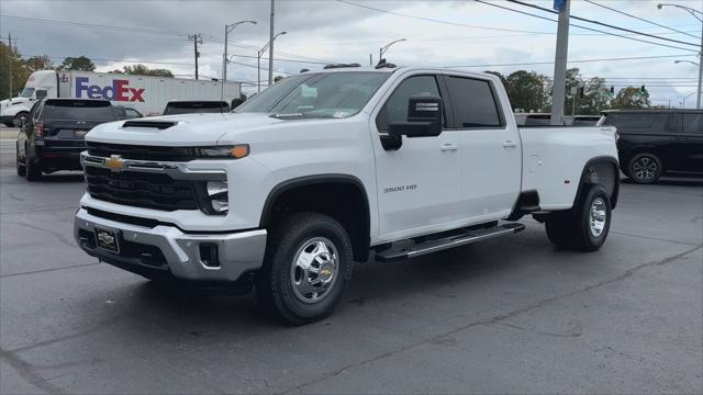 new 2025 Chevrolet Silverado 3500 car, priced at $72,602