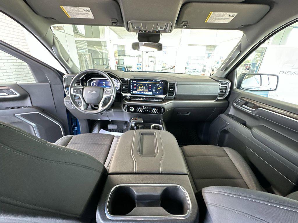 used 2022 Chevrolet Silverado 1500 car, priced at $43,874