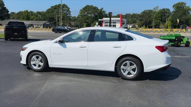 new 2025 Chevrolet Malibu car, priced at $25,407