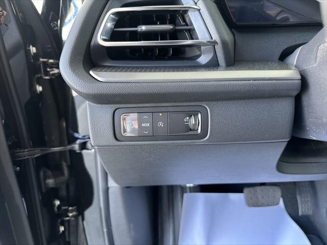 new 2025 Chevrolet Traverse car, priced at $41,190
