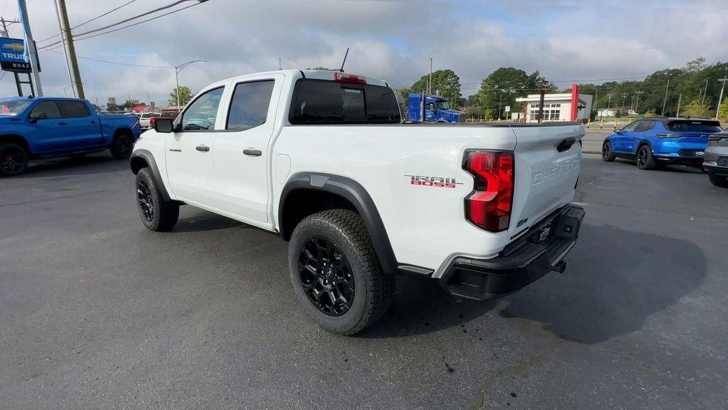 new 2026 Chevrolet Colorado car, priced at $44,095