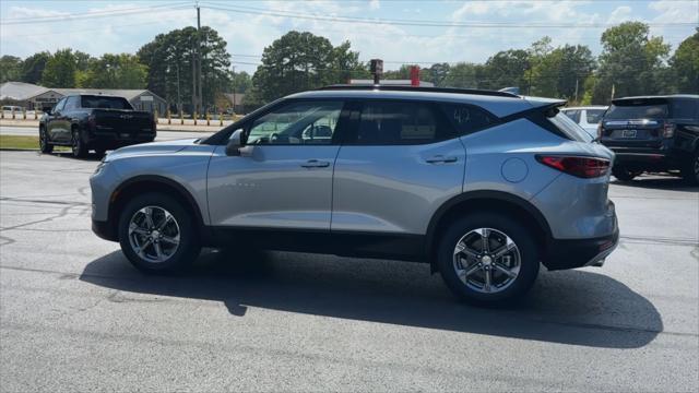 new 2025 Chevrolet Blazer car, priced at $36,824