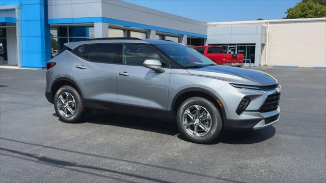 new 2025 Chevrolet Blazer car, priced at $36,824