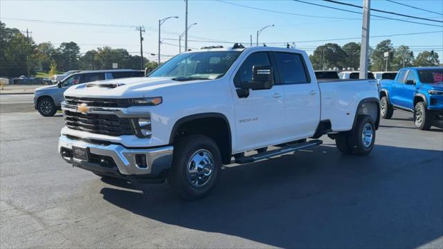 new 2025 Chevrolet Silverado 3500 car, priced at $72,183