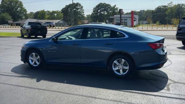 new 2025 Chevrolet Malibu car, priced at $25,624