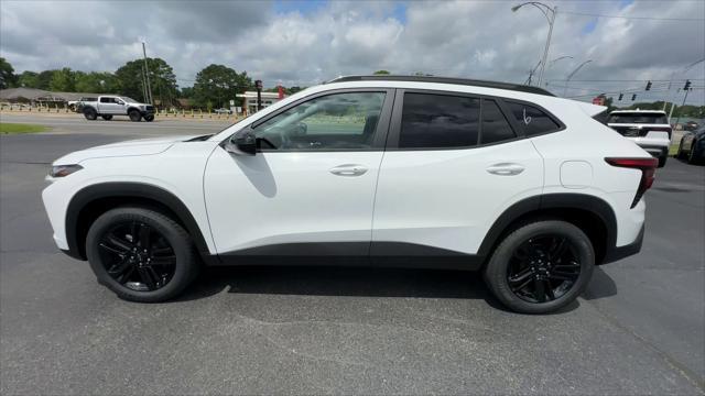 new 2025 Chevrolet Trax car, priced at $26,430