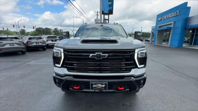 new 2025 Chevrolet Silverado 3500 car, priced at $81,010
