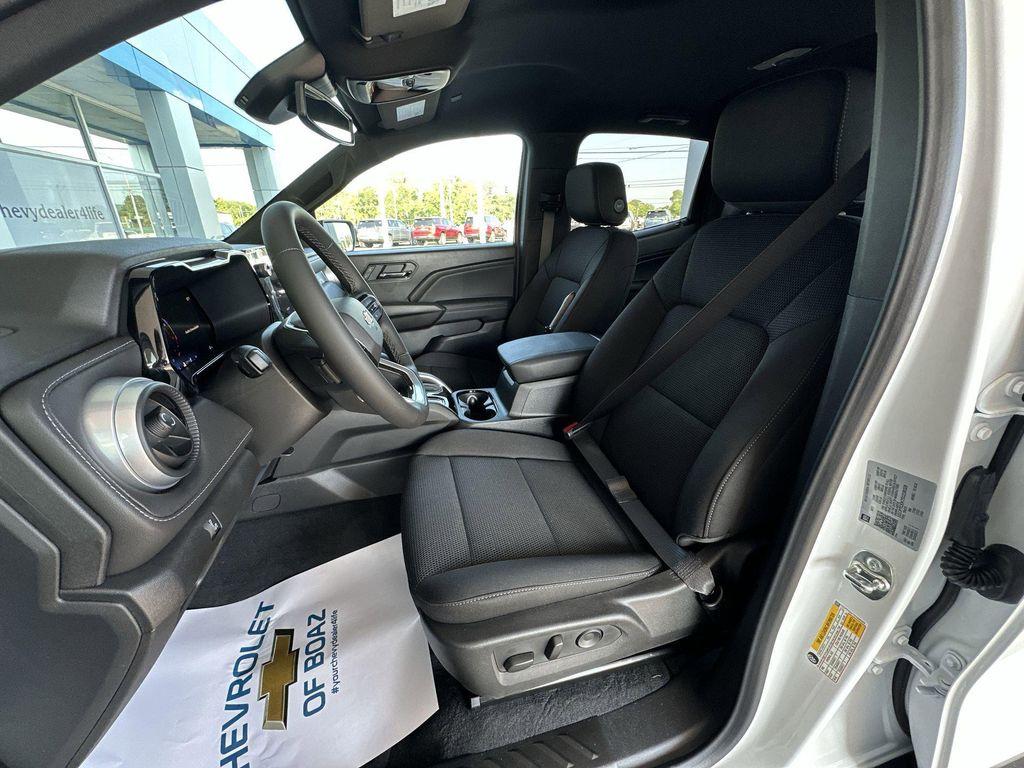 new 2025 Chevrolet Colorado car, priced at $38,338