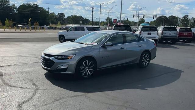 new 2025 Chevrolet Malibu car, priced at $26,551