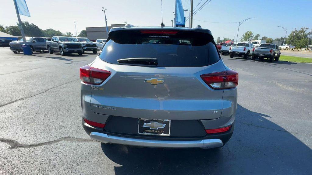 new 2026 Chevrolet TrailBlazer car, priced at $25,185