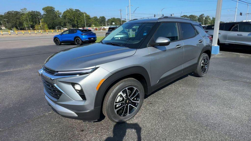 new 2026 Chevrolet TrailBlazer car, priced at $25,185