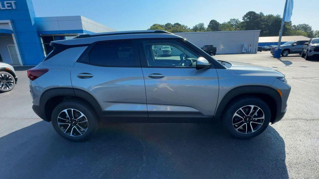 new 2026 Chevrolet TrailBlazer car, priced at $25,185