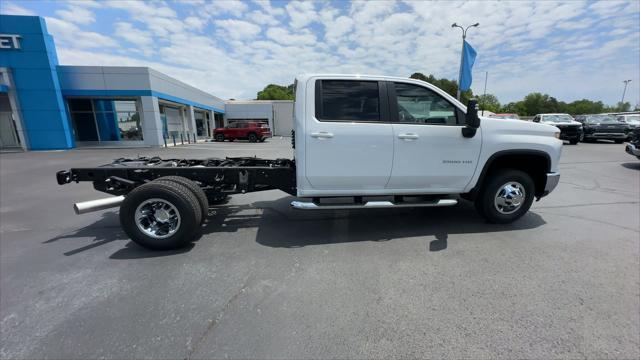 new 2025 Chevrolet Silverado 3500 car, priced at $66,113