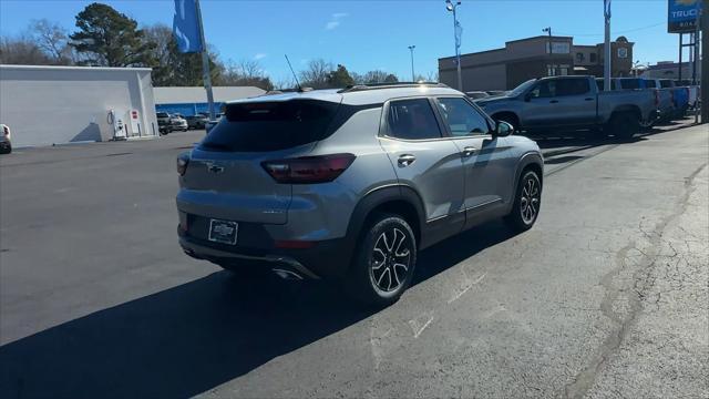 new 2025 Chevrolet TrailBlazer car, priced at $30,620