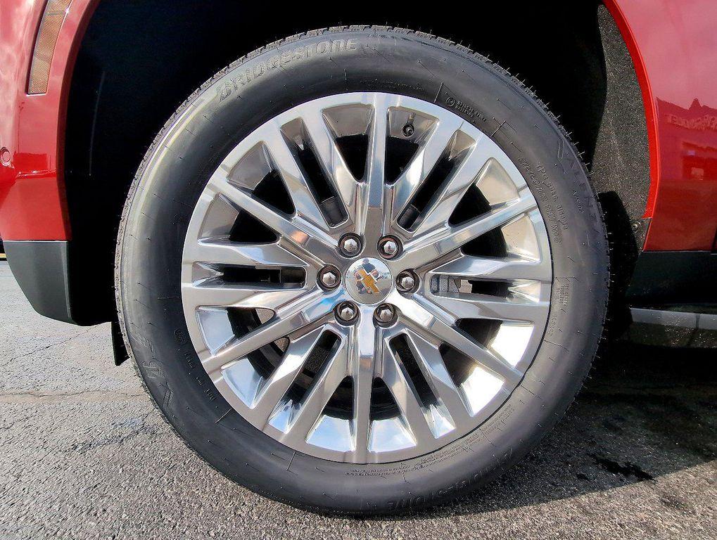 new 2025 Chevrolet Tahoe car, priced at $61,104