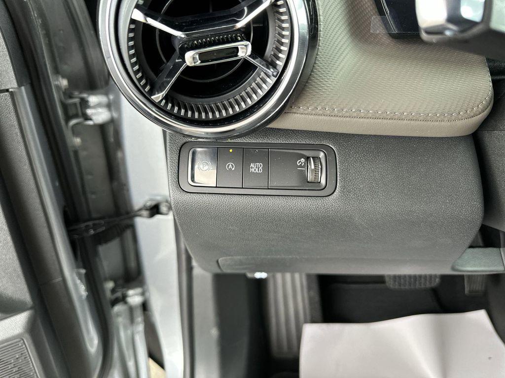 new 2026 Chevrolet Equinox car, priced at $30,889