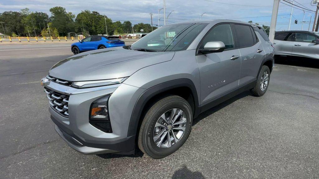 new 2026 Chevrolet Equinox car, priced at $30,889