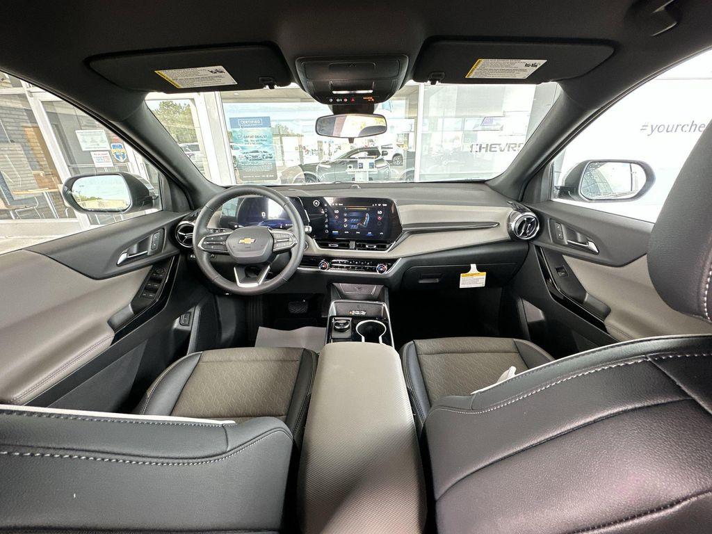 new 2026 Chevrolet Equinox car, priced at $30,889
